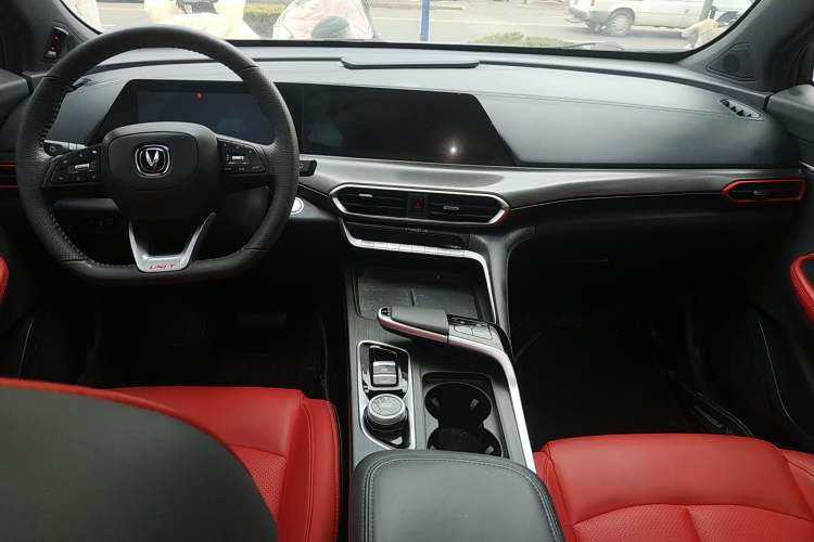 Used Changan UNI-T 2020 1.5T Flagship Version
