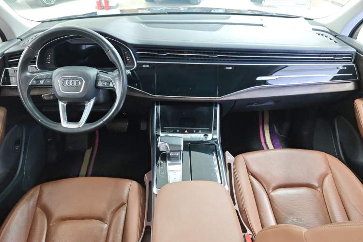 Used Audi Q7 2023 45 TFSI quattro S line Sport model