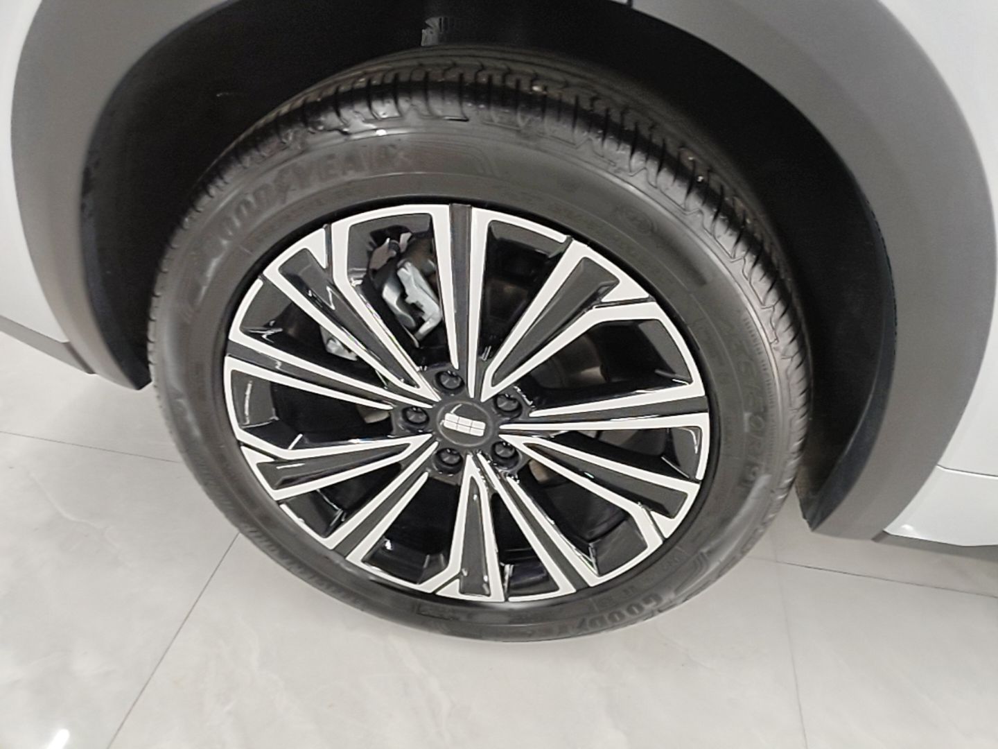 Geely Galaxy Xingjian 7 EM-i 2026 Model 135km Starship Version — снимка 11