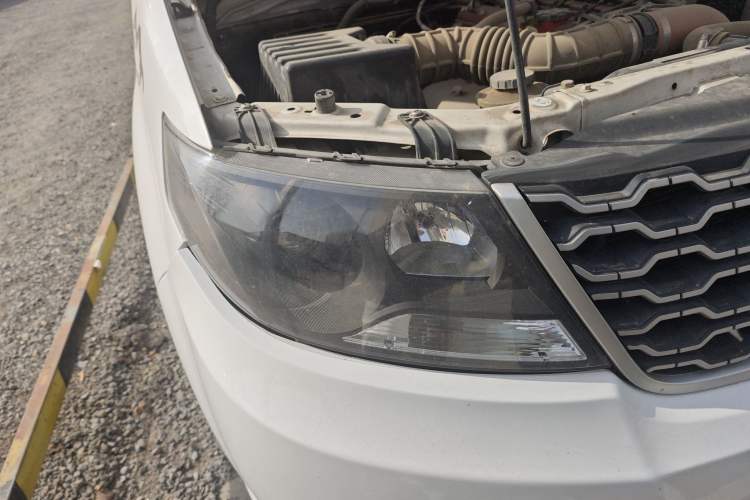 Used Huanghai Xiao Niu 2021 2.4L N1 Manual Gasoline Two-Wheel Drive Chuanfu Type Extended Flat-Bottom Cargo Bed 4K22
