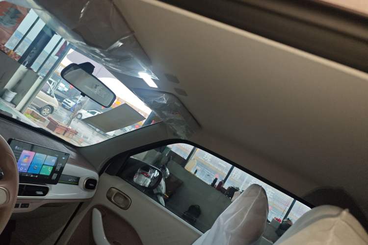 Used Geely Galaxy Panda 2025 210 km – Yuanqi Bear
