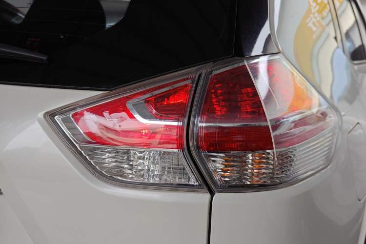 Used Nissan X-Trail 2014 2.0L CVT Comfort Edition 2WD
