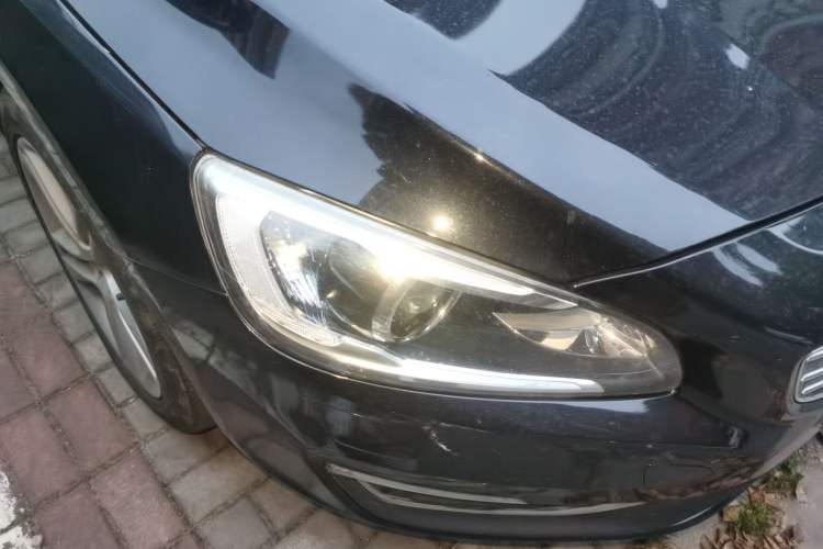 Used Volvo S60 2015 S60L T5 Intelligent Drive Edition Right Front Headlight