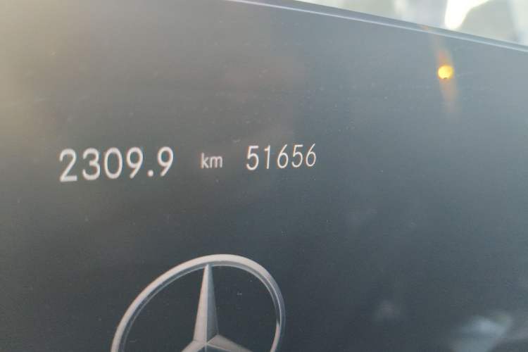 Used Mercedes-Benz GLB 2021 GLB 200 Dynamic Edition Odometer Close Up