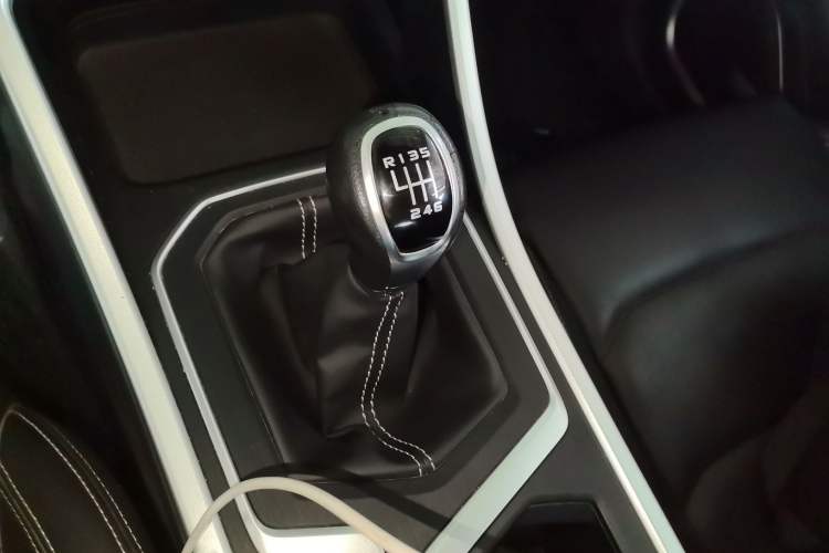 Used Geely Auto Vision X6 2021 PRO 1.4T Manual Luxury Model