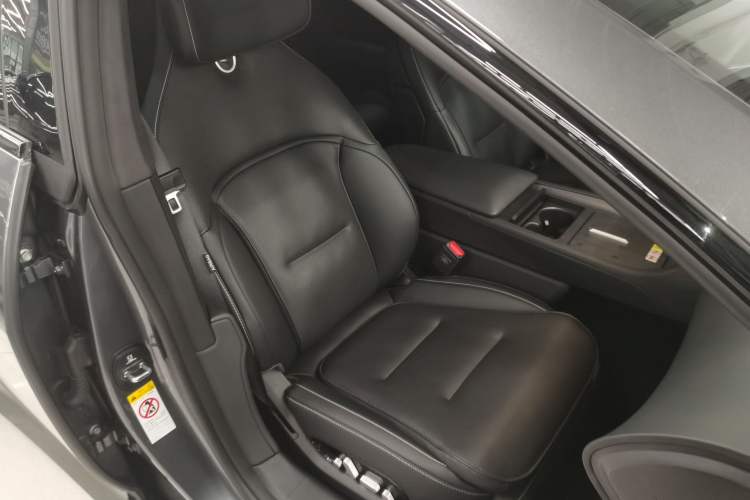 Used Avatr 12 2025 Ultra Extended-Range Edition
