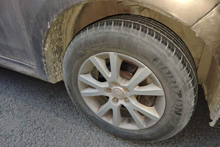 Used Jinbei 750 2015 1.5L Luxury Model
