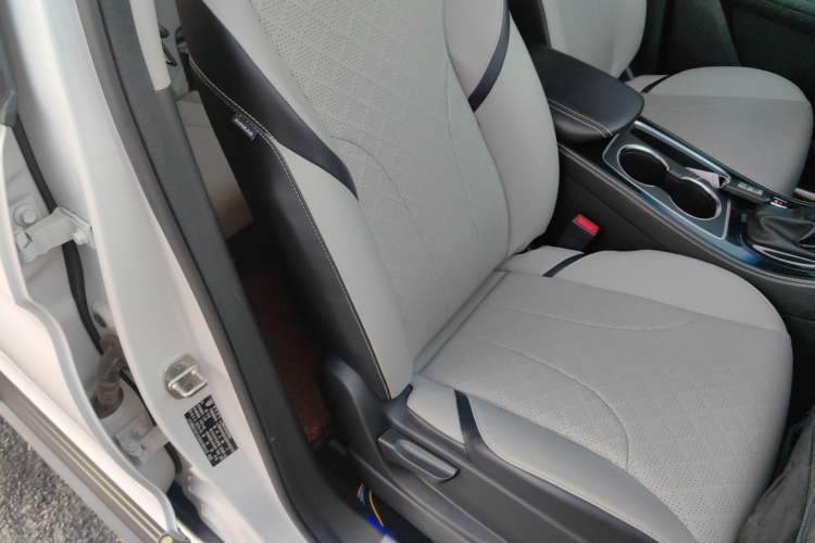 Used Baojun 730 2019 1.5T CVT Flagship Model 7 Seats China VI Emission Standard
