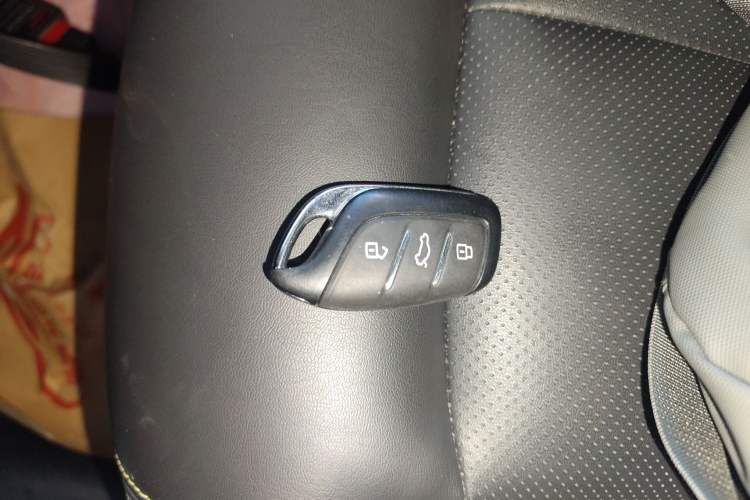 Used Roewe RX5 2021 PLUS 330TGI Automatic National Style Smart Enjoyment Edition