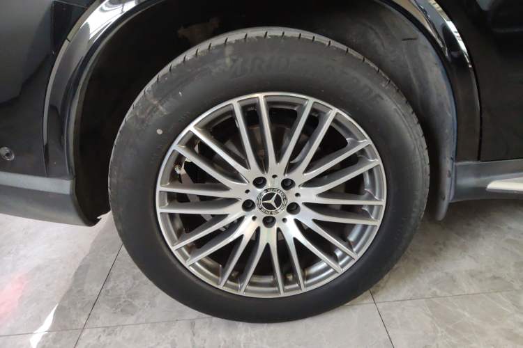 Used Mercedes-Benz GLC 2024 Refreshed GLC 300 L 4MATIC Dynamic Version 5 Seats
