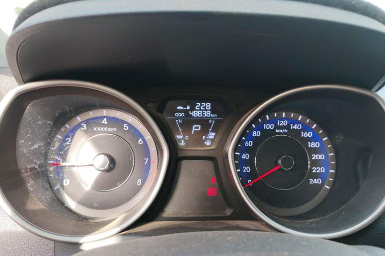 Used Hyundai Elantra (5th Generation / Langdong) 2016 1.6L Automatic Smart Version
