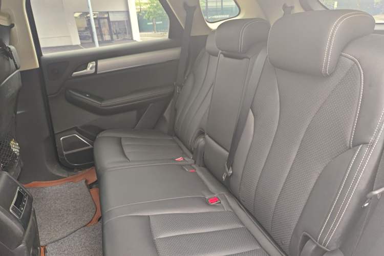 Used BYD Tang 2018 2.0T Automatic SmartConnect Prestige 7-Seater China V Standard