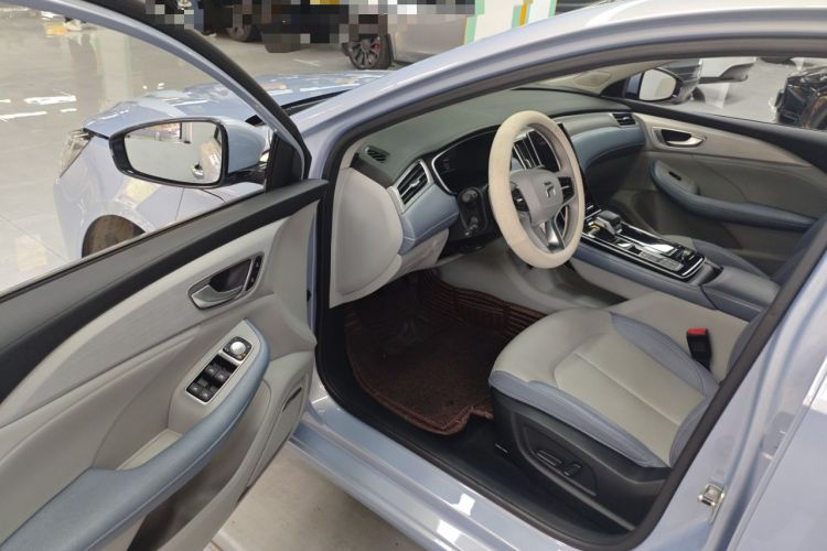 Used Rising ER6 2020 620 km Smart Edition
