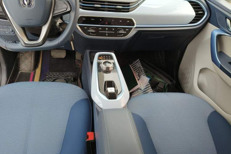 Used CHANGAN OSHAN Benni E-Star 2022 Qingxin Edition Colorful Model Lithium Iron Phosphate
