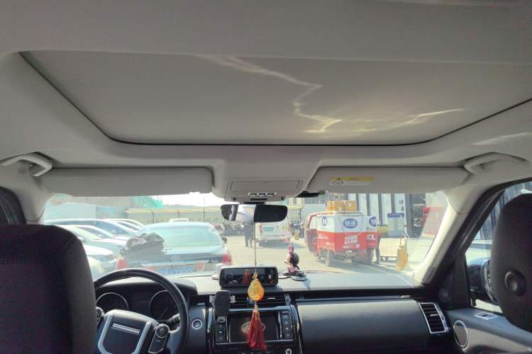 Used Land Rover Discovery 2017 3.0 SC V6 SE
