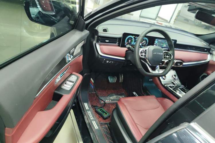 Used JETOUR X70 PLUS 2021 1.6T DCT Pro 7-seater