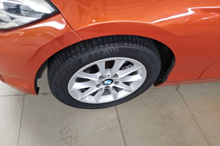 Used BMW 1 Series 2015 118i Urban Design Package Exterior 4