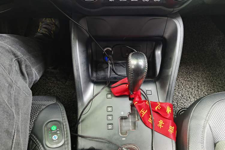 Used Hyundai ix35 2015 2.0L Automatic 2WD Smart Type China IV