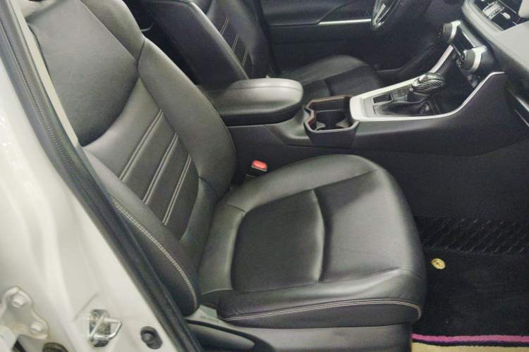 Used Toyota RAV4 2021 2.0L CVT 4x4 Style PLUS Edition