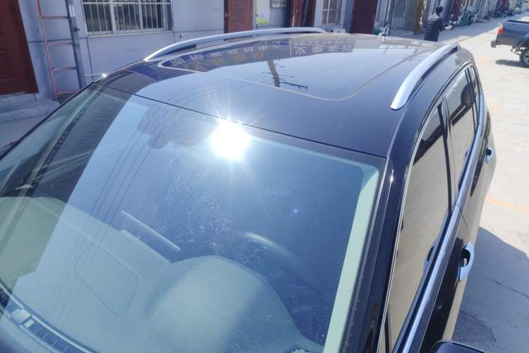 Used Volkswagen Tiguan L 2024 330TSI Automatic Two-Wheel Drive R-Line Enhanced Edition Roof