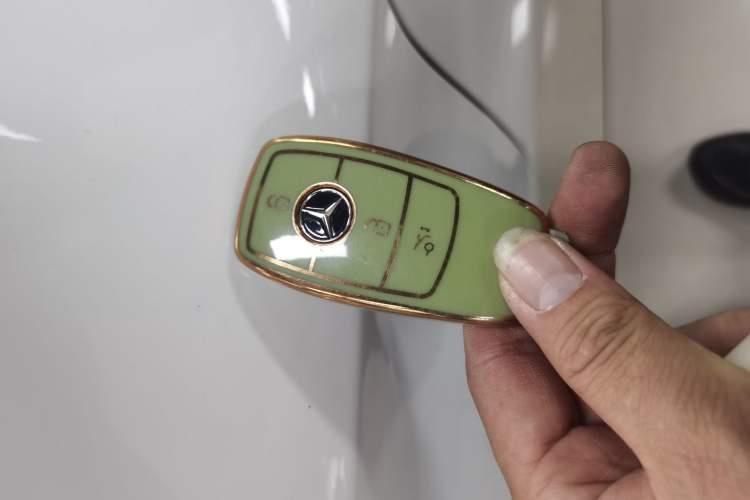 Used Mercedes-Benz E-Class 2022 E 300 L Sporty and Stylish Model Vehicle Key