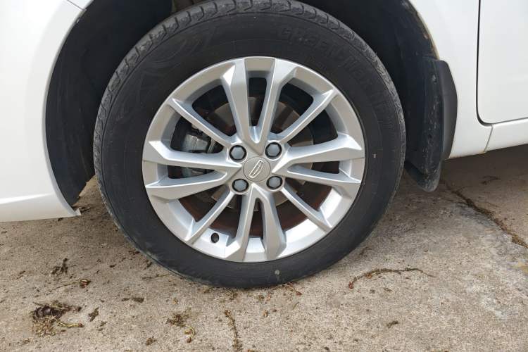 Used Geely Auto Vision 2020 Revised 1.5L Manual Asian Games Edition Left Front Wheel Hub