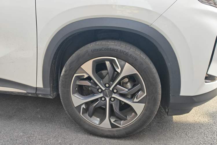 Used SAIC MAXUS D60 2019 1.5T Automatic Luxury Edition 6 Seats