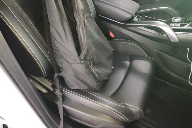 Used Geely Auto Emgrand X7 Sport 2022 Boyue X 1.8TD DCT ZhiZun Edition
