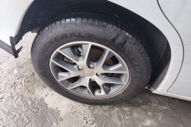 Used BYD Song 2018 1.5TID Automatic Smart Connect Prestige Model Exterior 3