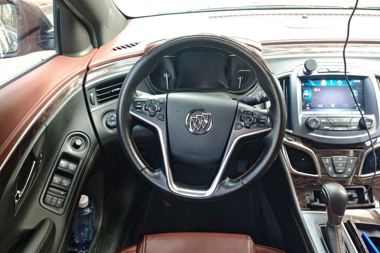 Used Buick LaCrosse 2014 2.0T SIDI Smart Luxury Flagship Edition
