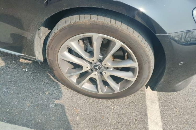 Used Mercedes-Benz E-Class 2019 E 200 L 4MATIC
