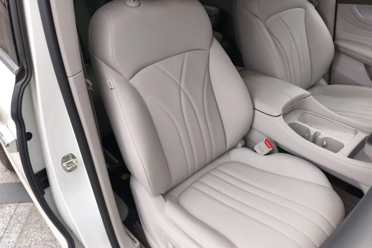 Used Roewe iMAX8 New Energy 2025 1.5T DMH Lu Zun Deluxe Edition