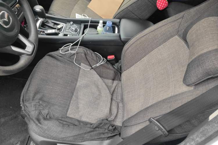 Used Mazda 3 Axela 2019 Cloud-Controlled Sedan 1.5L Automatic Luxury Model China VI Standard
