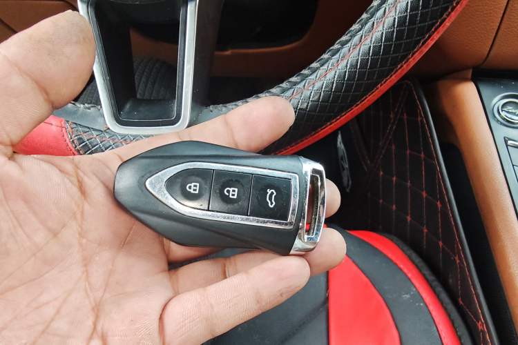 Used Zotye SR9 2017 2.0T Automatic Ultimate Dream Edition