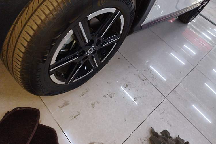 Used Honda Vezel 2023 1.5L CVT Tech Edition