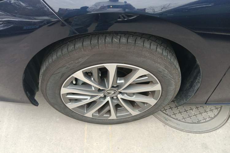 Used Lexus ES 2025 200 Premium Edition