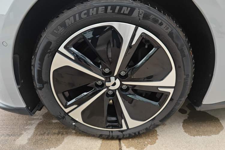 Used Nio ET5T 2023 75 kWh Touring Exterior 4