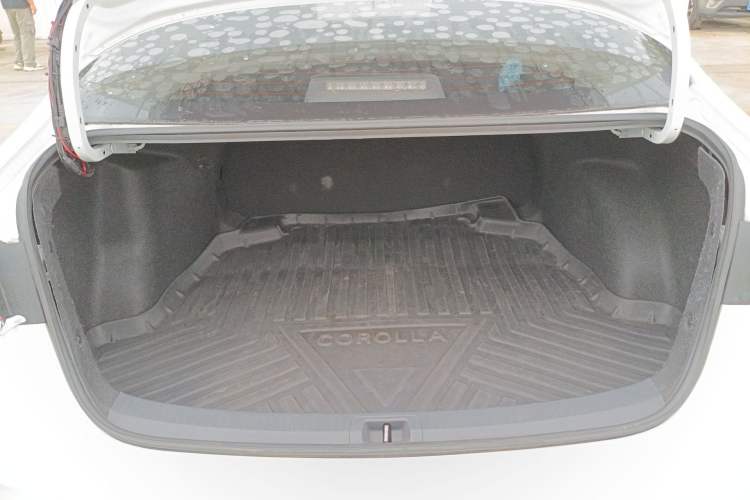 Used Toyota Corolla 2019 1.2T S-CVT GL Pioneer Edition
