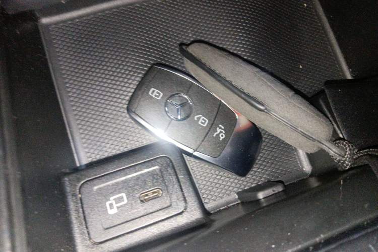 Used Mercedes-Benz GLB 2021 GLB 200 Fashion Model Vehicle Key
