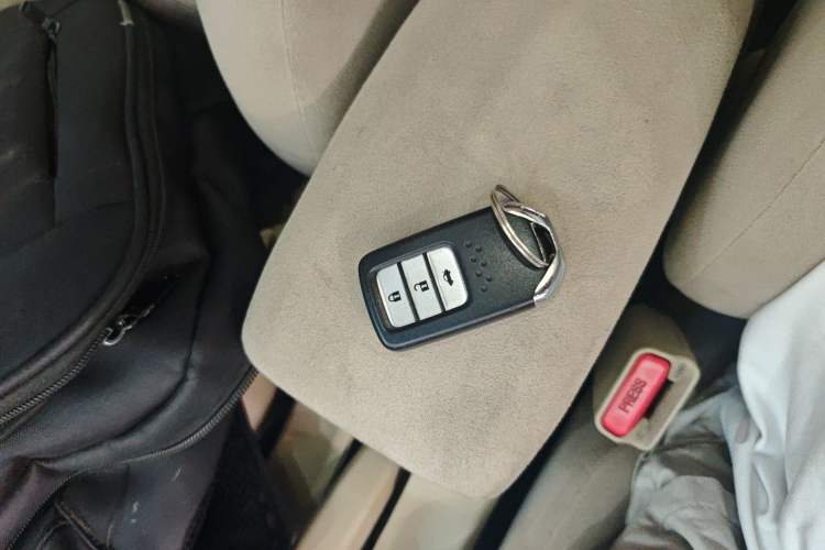 Used Honda Crider 2016 1.8L CVT Luxury Edition
