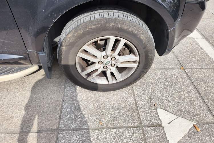 Used Land Rover Freelander 2 2014 2.0T Si4 SE Gasoline Version Right Front Wheel Hub