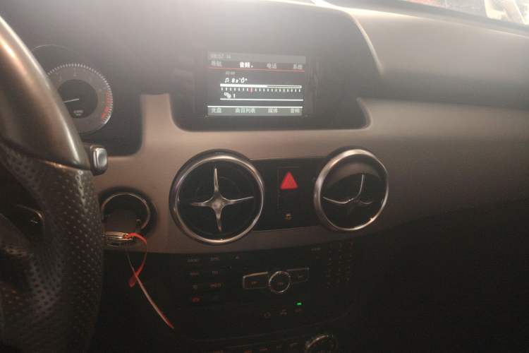 Used Mercedes-Benz GLK-Class 2015 GLK 260 4MATIC Dynamic Edition Ultimate Version
