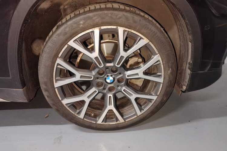 Used BMW X1 2020 xDrive25Li Luxury Edition Right Front Wheel Hub