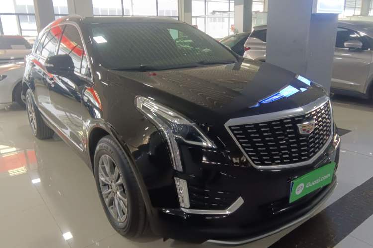 Used Cadillac XT5 2020 28T Luxury Version Front Right 45 Deg