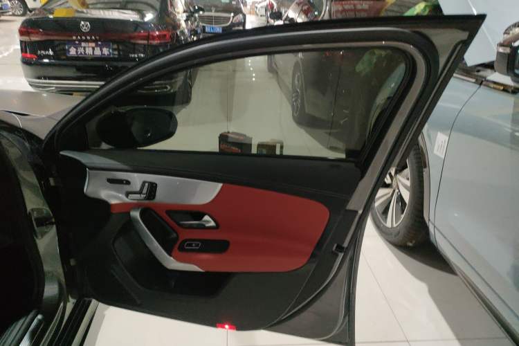 Used Mercedes-Benz A AMG 2022 AMG A 35 4MATIC Interior 2