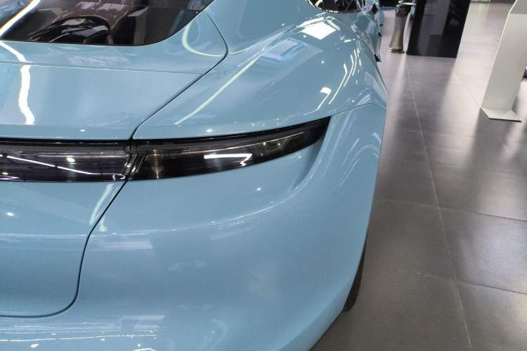 Used Porsche Taycan 2022-Year Updated Taycan
