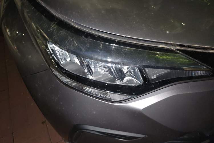 Used Toyota IZOA 2021 2.0L Enjoy Edition
