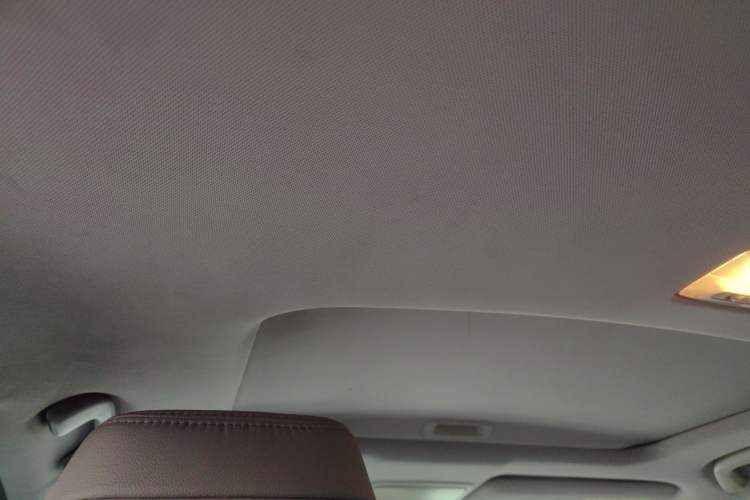 Used Honda CR-V 2012 2.4L four-wheel drive luxury version