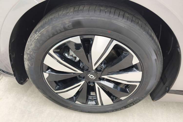 Used CHANGAN NEVO A07 2025 Blue Whale Pure Electric Version 525 Luxury Model
