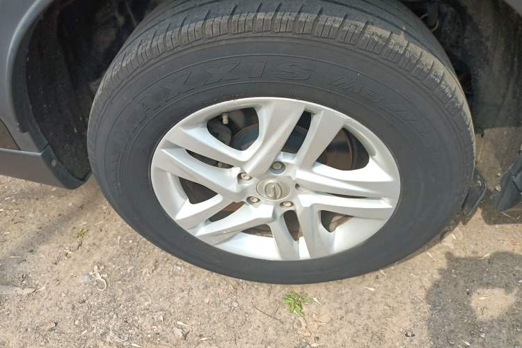 Used GAC Trumpchi GS7 2017 280T Two-Wheel Drive Luxury Model Exterior 5